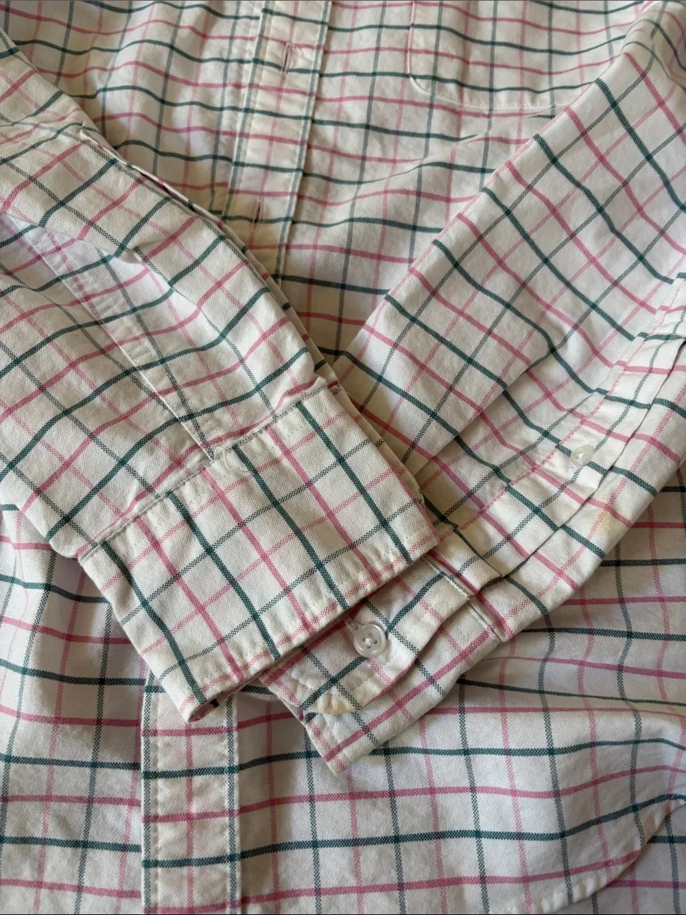 J. Crew Men’s White Oxford Slim untucked Button-Down Shirt. Medium